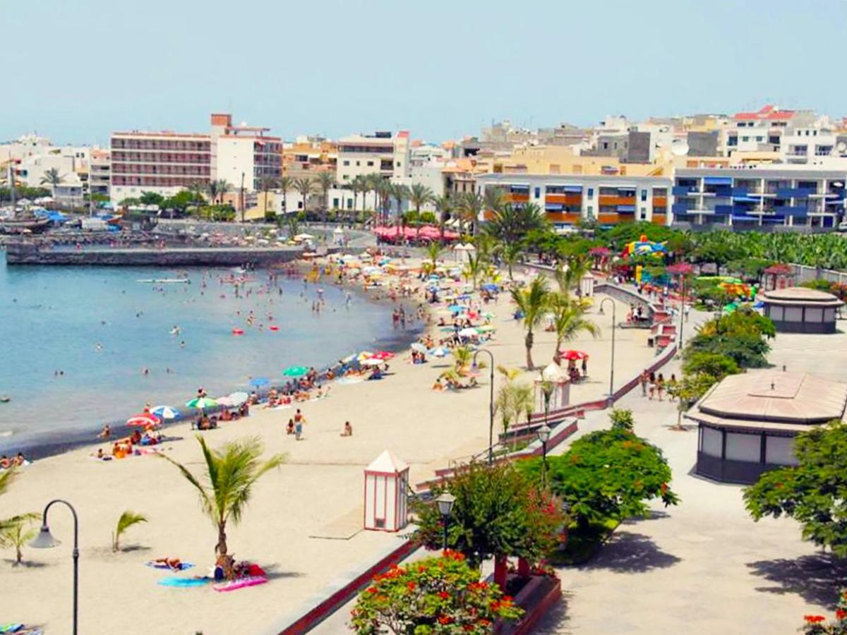 Playa San Juan In The 1St Line From The Beach Buitenkant foto
