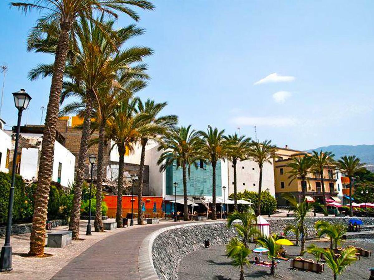Playa San Juan In The 1St Line From The Beach Buitenkant foto